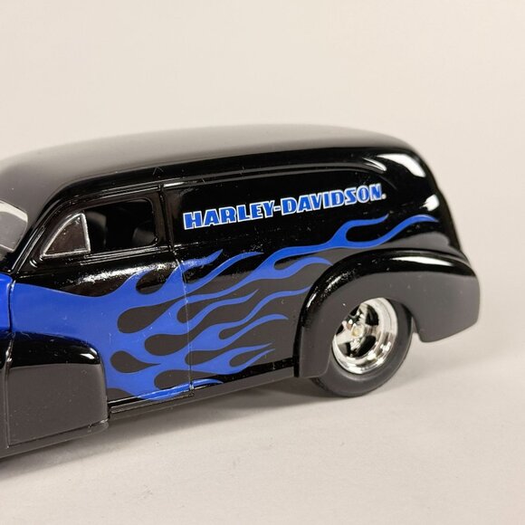 Harley-Davidson 1946 Chevy Street Rod Coin Bank 1:25 Liberty Classics Black Blue - Picture 5 of 14